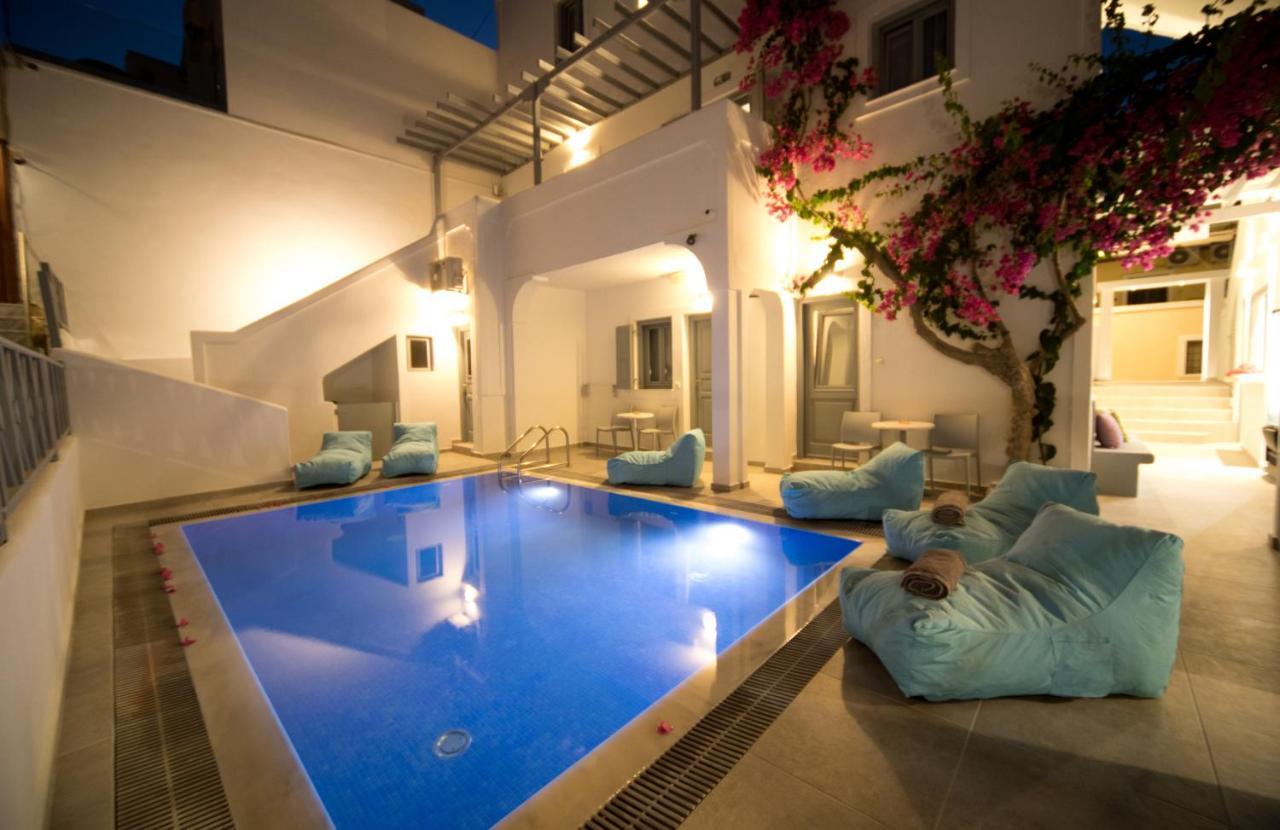 Markakis Studios Fira Town Exterior photo
